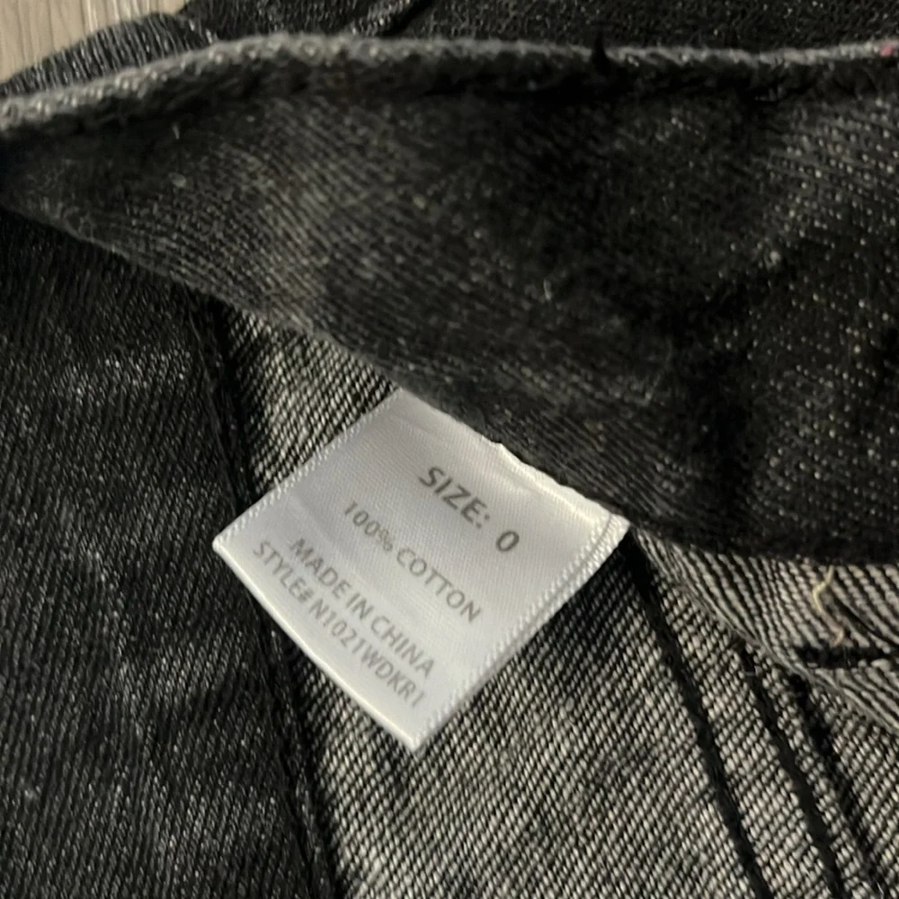 Jeans - Picture 4 of 5
